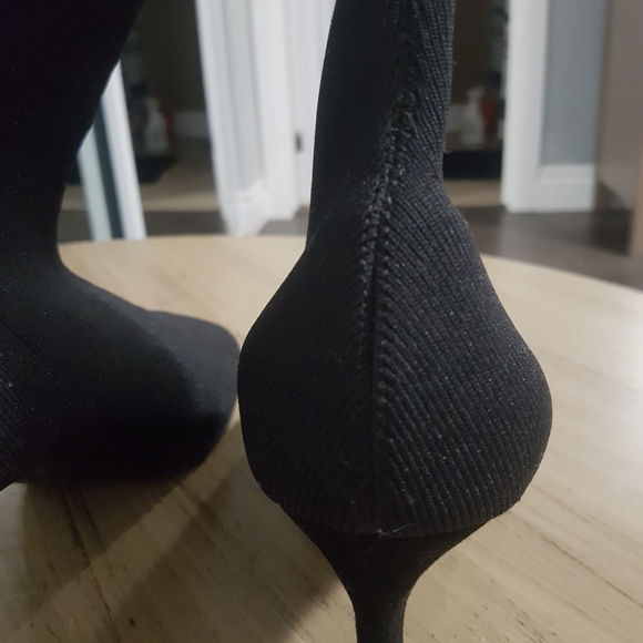 Zara open to booties - Picture 4 of 4